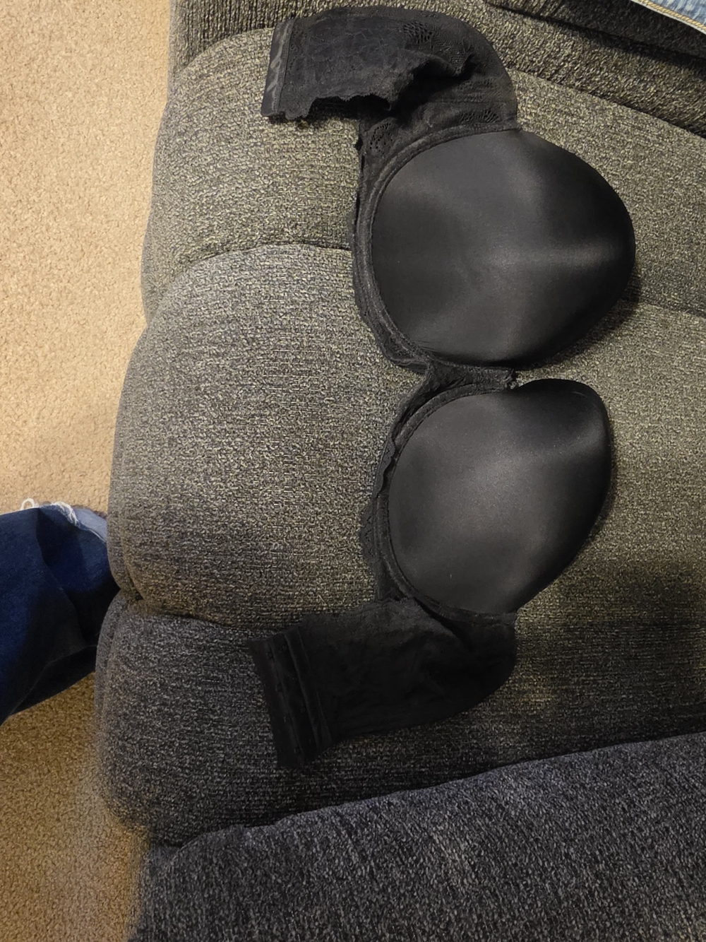 Everyday Smooth Black Padded Bra - Supportive Comfort